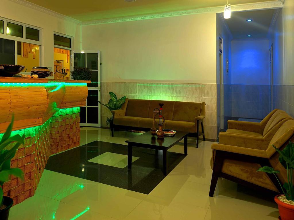 Arora Inn มาฟุชิ ภายนอก รูปภาพ